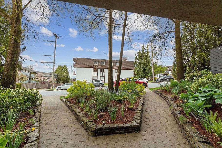 112 240 Mahon Avenue North Vancouver, BC - 22