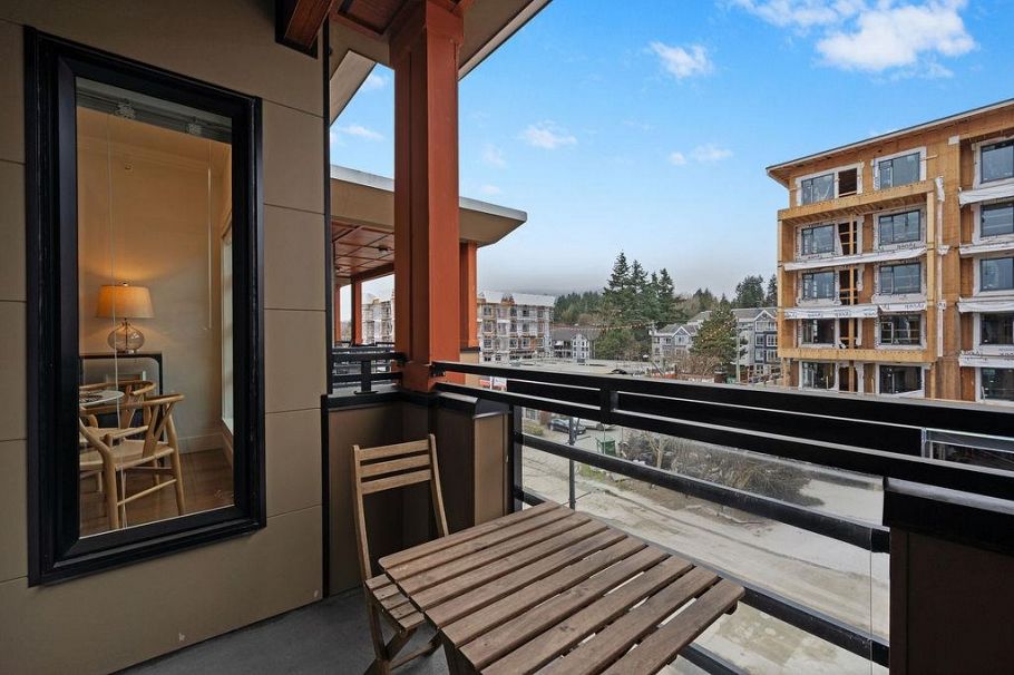 403 857 W 15th Street North Vancouver, BC - 17