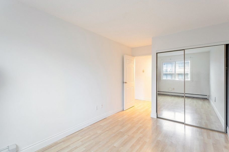 112 240 Mahon Avenue North Vancouver, BC - 13