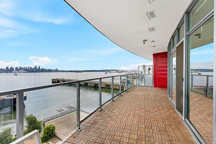 501 185 Victory Ship Way North Vancouver, BC - 2