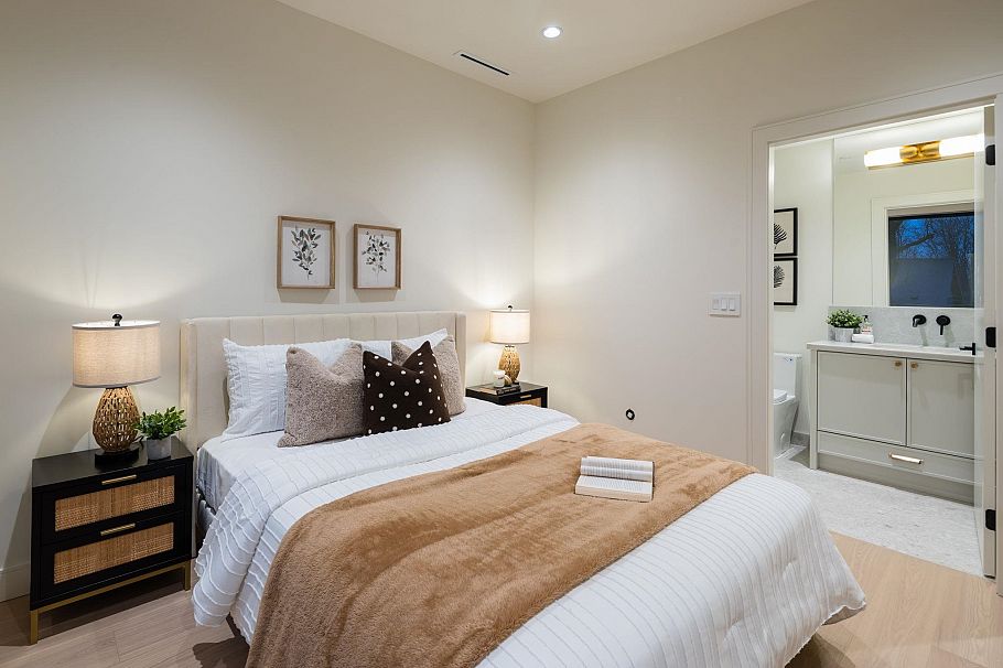 2 3036 W 13th Avenue Vancouver, BC - 21