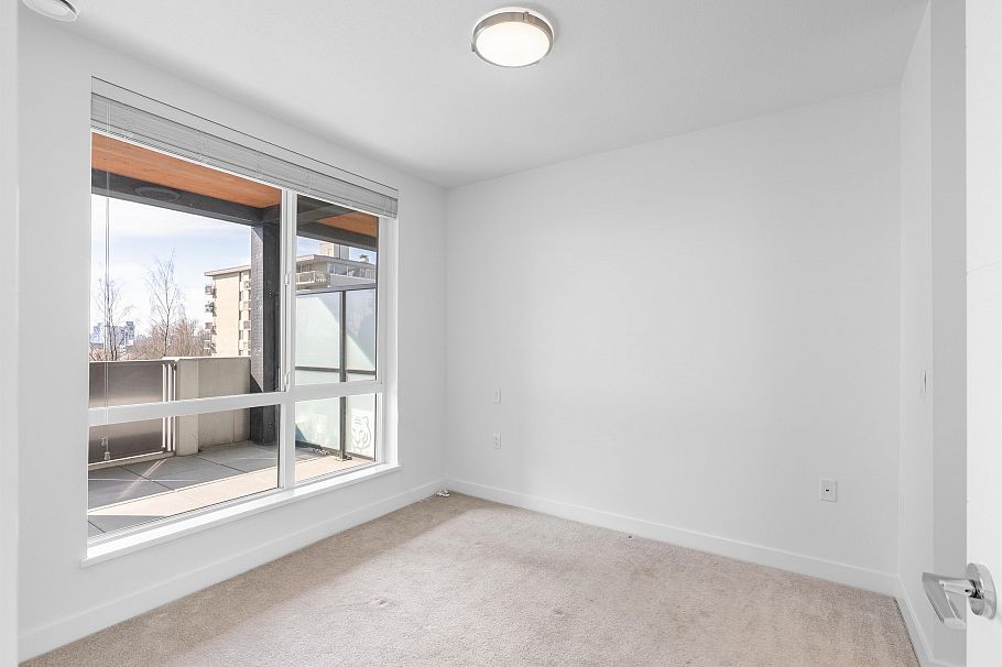 202 108 E 8th Street North Vancouver, BC - 21