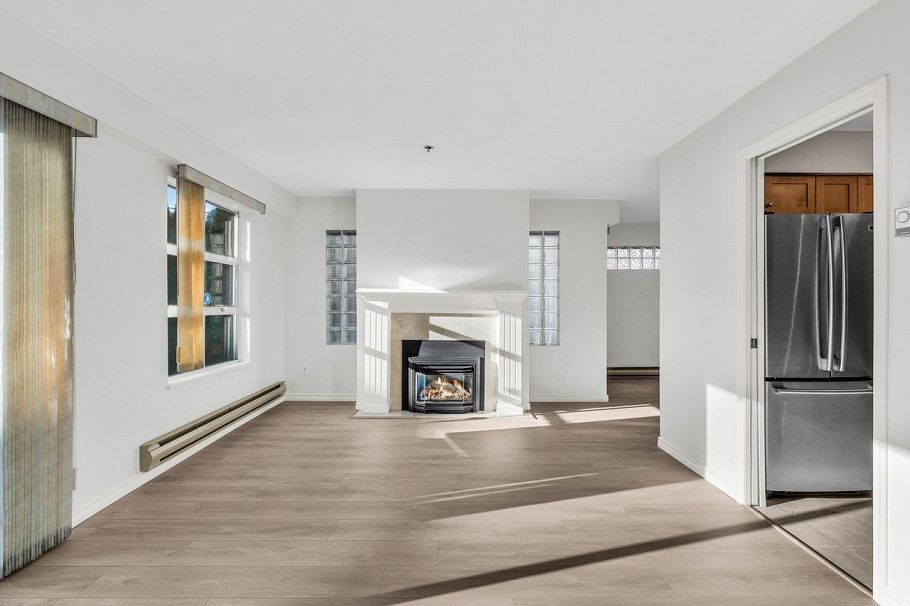 202 966 W 14th Avenue Vancouver, BC - 5