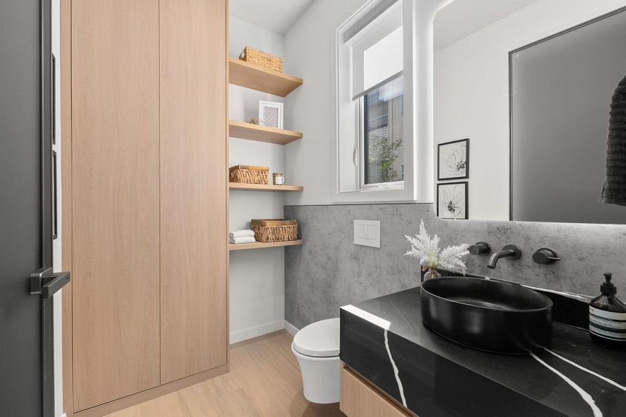 679 W 18th Avenue Vancouver, BC - 13