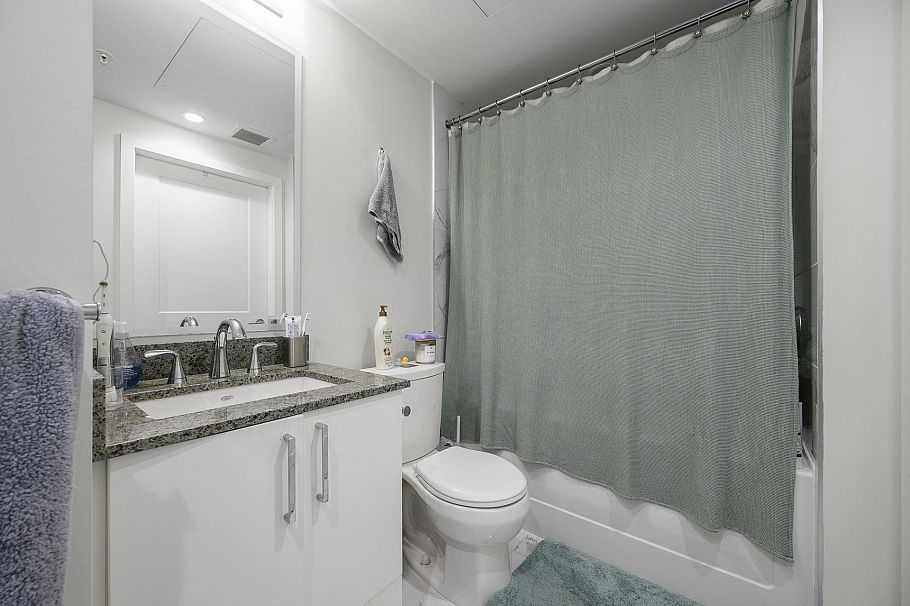 708 1708 Ontario Street Vancouver, BC - 15