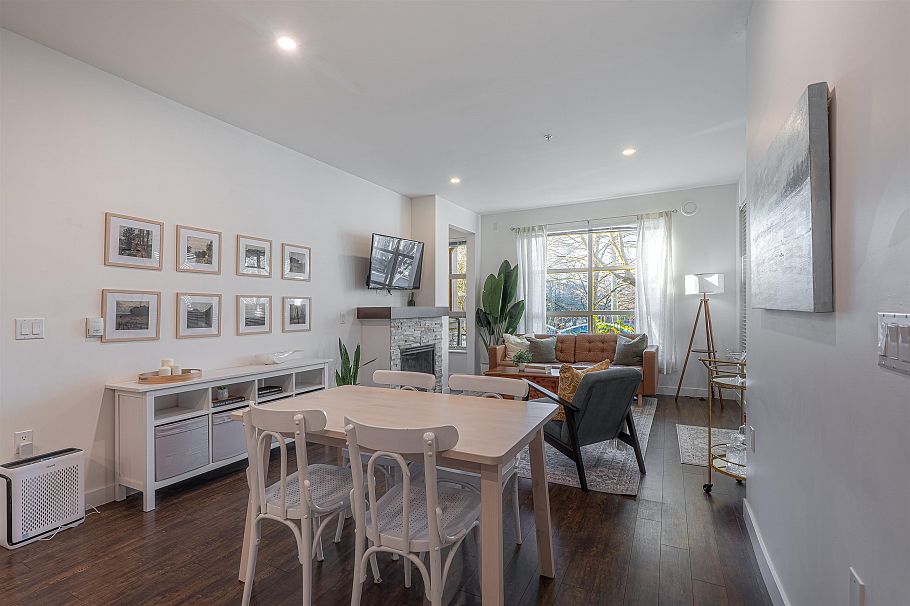 110 1468 St. Andrews Avenue North Vancouver, BC - 4