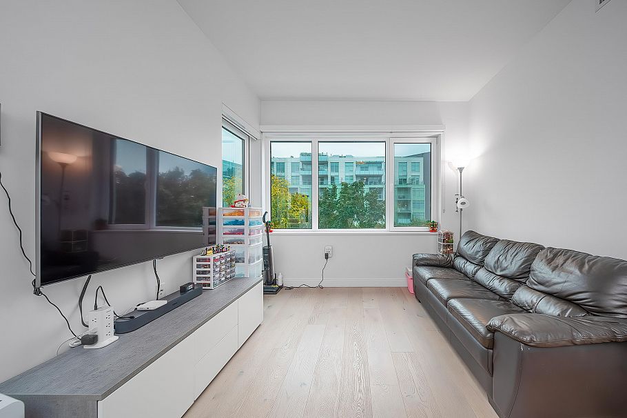 205 4932 Cambie Street Vancouver, BC - 3