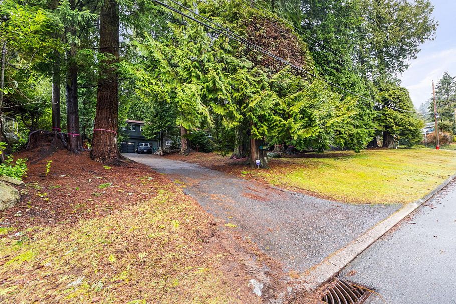 LOT 2 3091 Royal Avenue North Vancouver, BC - 12