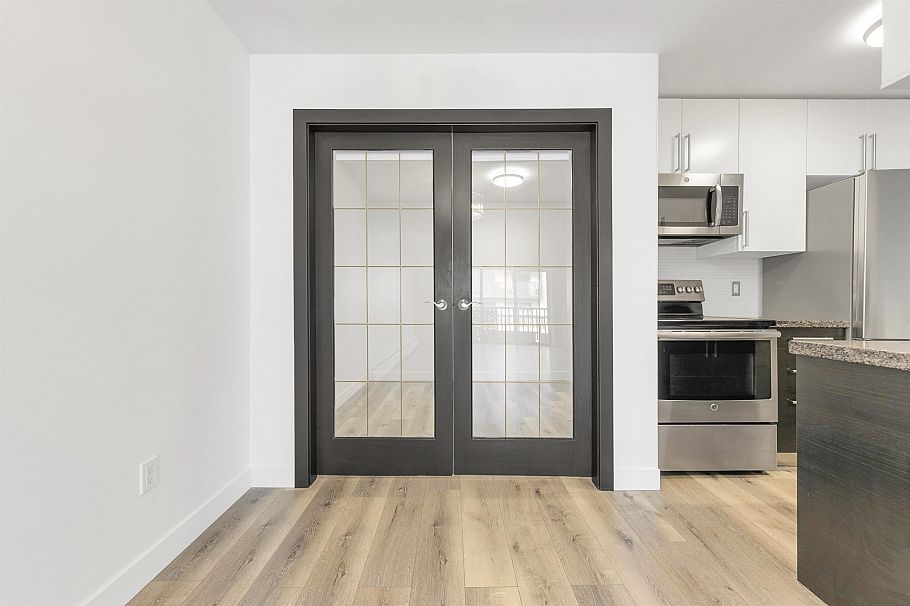 302 170 E 3rd Street North Vancouver, BC - 12