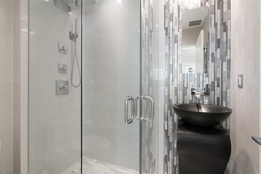 3501 1328 W Pender Street Vancouver, BC - 18