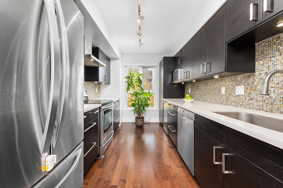 206 2988 Alder Street Vancouver, BC - 10