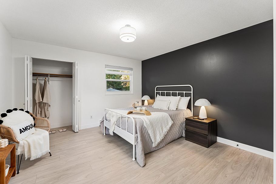 1564 Hope Road North Vancouver, BC - 17