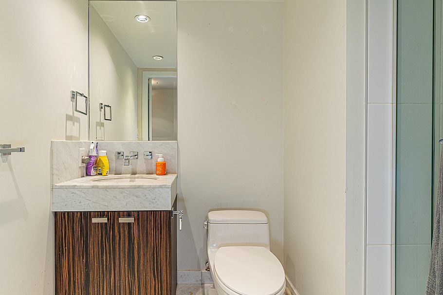 1601 788 Richards Street Vancouver, BC - 5