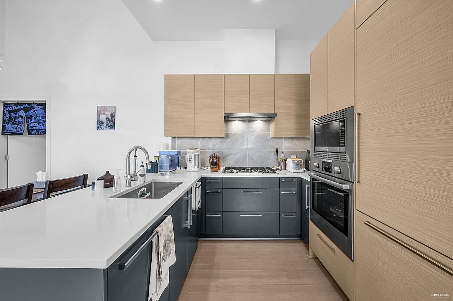 602 8888 Osler Street Vancouver, BC - 2