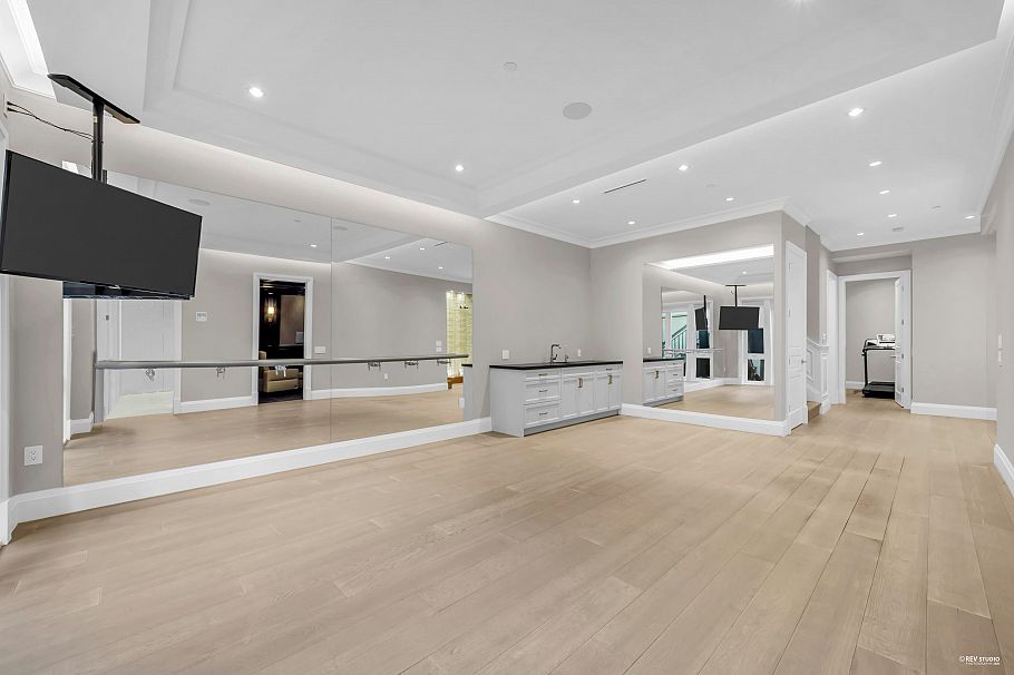 3946 W 30th Avenue Vancouver, BC - 27