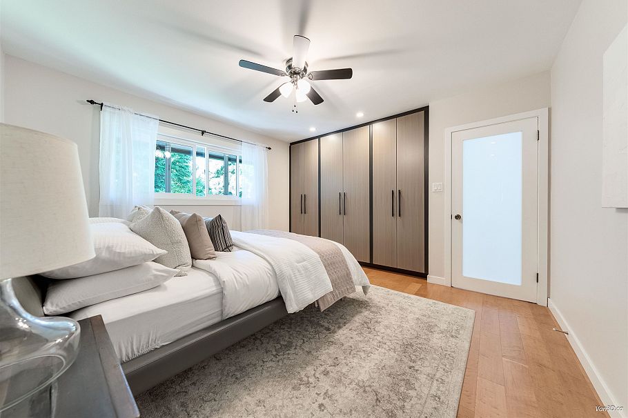 949 Hartford Place North Vancouver, BC - 9