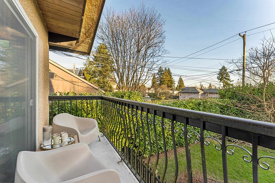 1564 Hope Road North Vancouver, BC - 6