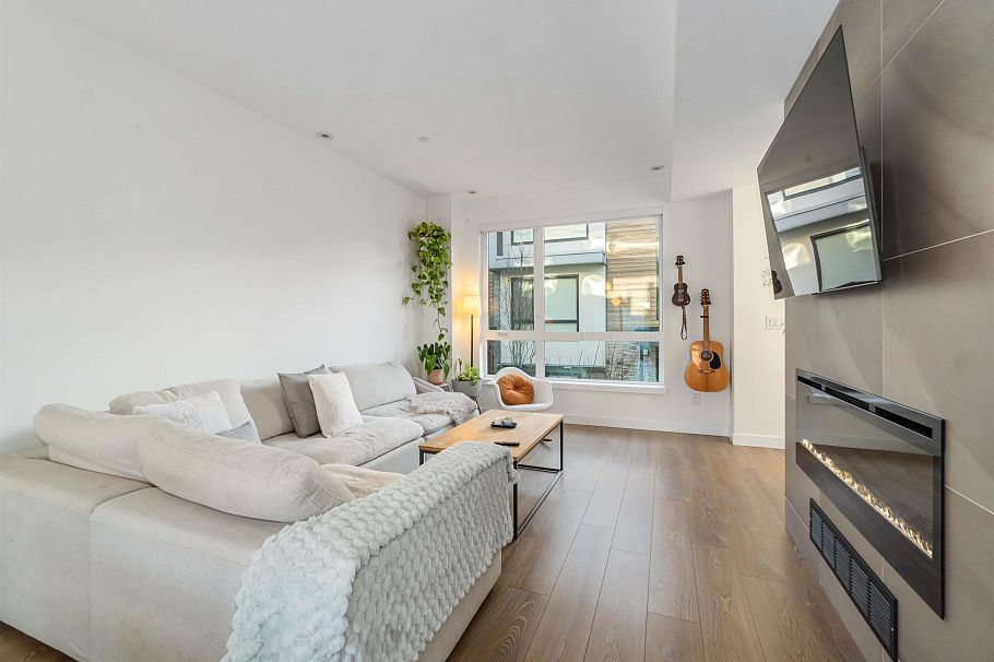 8 856 Orwell Street Vancouver, BC - 38