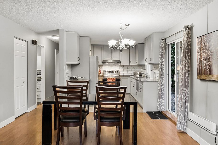 1564 Hope Road North Vancouver, BC - 29