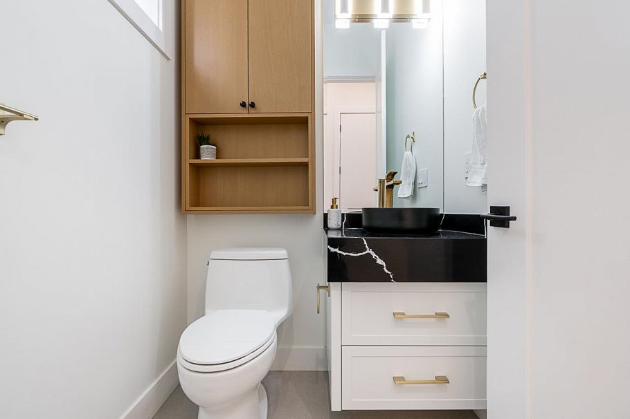 1 5304 Elgin Street Vancouver, BC - 12