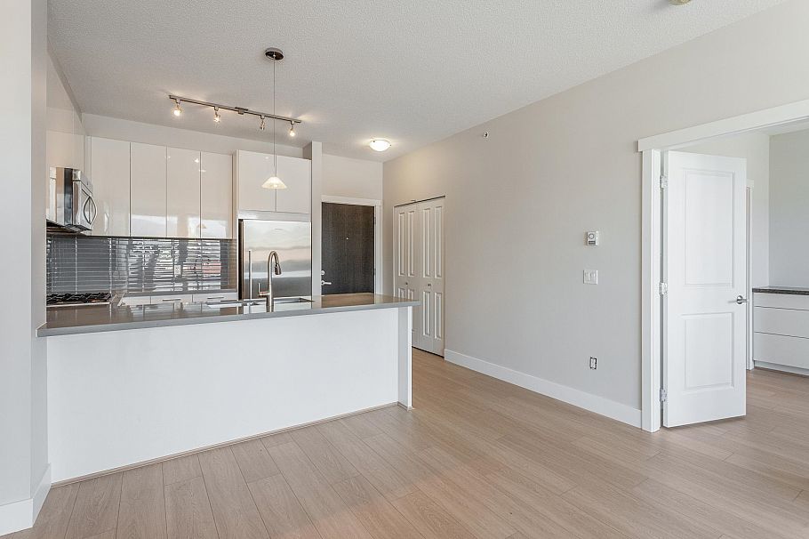 401 717 Chesterfield Avenue North Vancouver, BC - 14