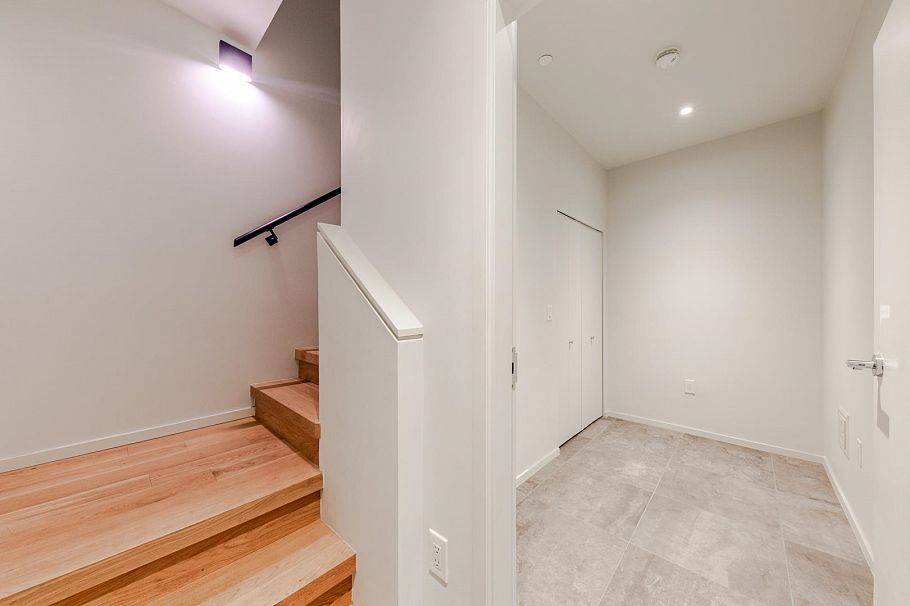 131 765 W 49th Avenue Vancouver, BC - 14