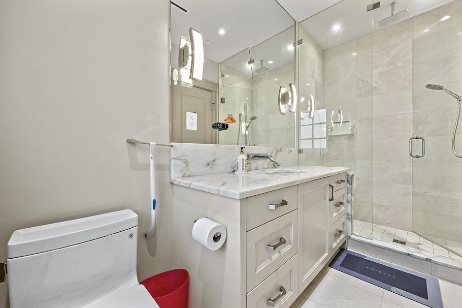 6886 Angus Drive Vancouver, BC - 21