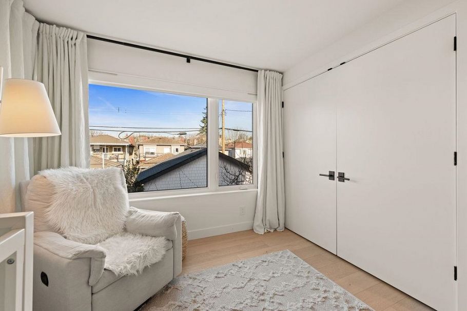 529 E 17th Avenue Vancouver, BC - 21