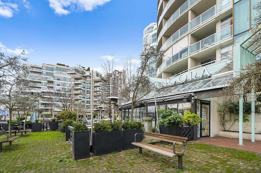 205 1600 Howe Street Vancouver, BC - 32