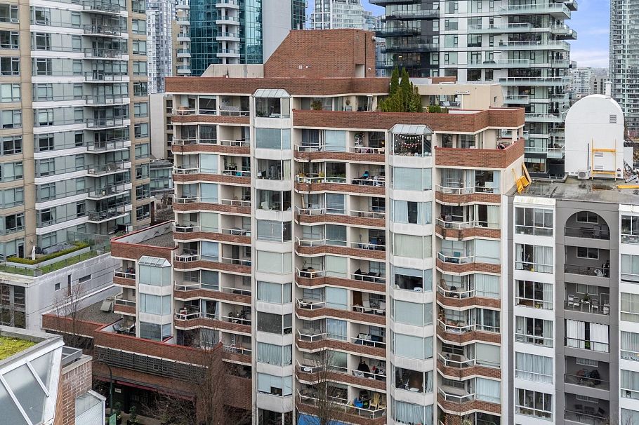 307 1330 Hornby Street Vancouver, BC - 25