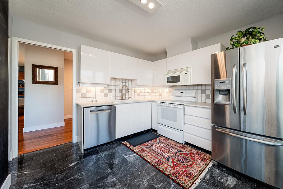 901 1566 W 13th Avenue Vancouver, BC - 14