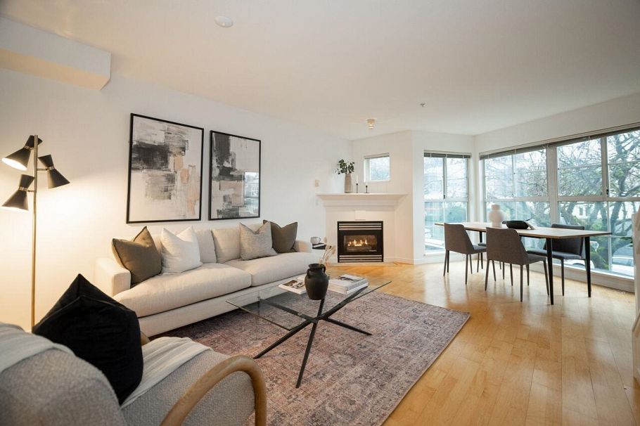 211 692 W 7th Avenue Vancouver, BC - 1