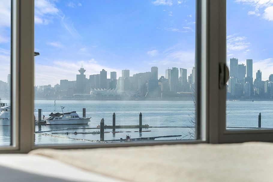 110 755 Harbourside Drive North Vancouver, BC - 15