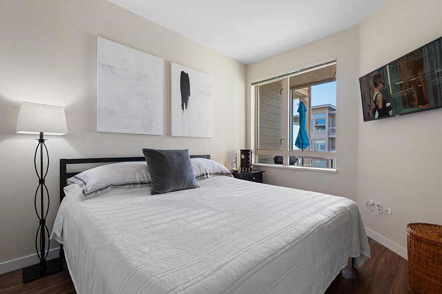 425 119 W 22nd Street North Vancouver, BC - 16