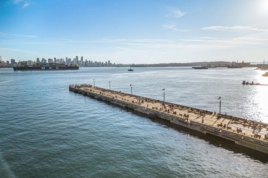 204 175 Victory Ship Way North Vancouver, BC - 17