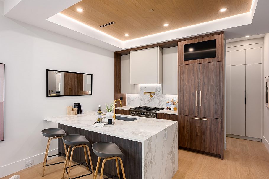 2 3466 Franklin Street Vancouver, BC - 3