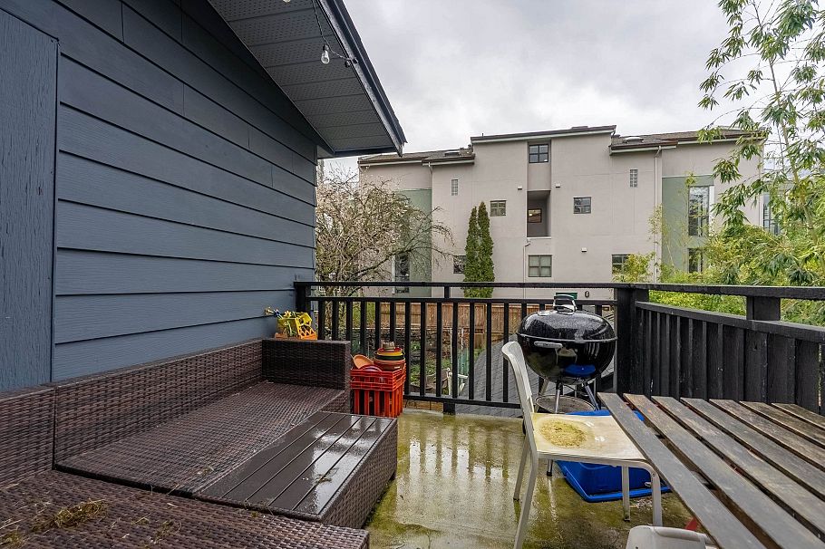 610 Salsbury Drive Vancouver, BC - 18