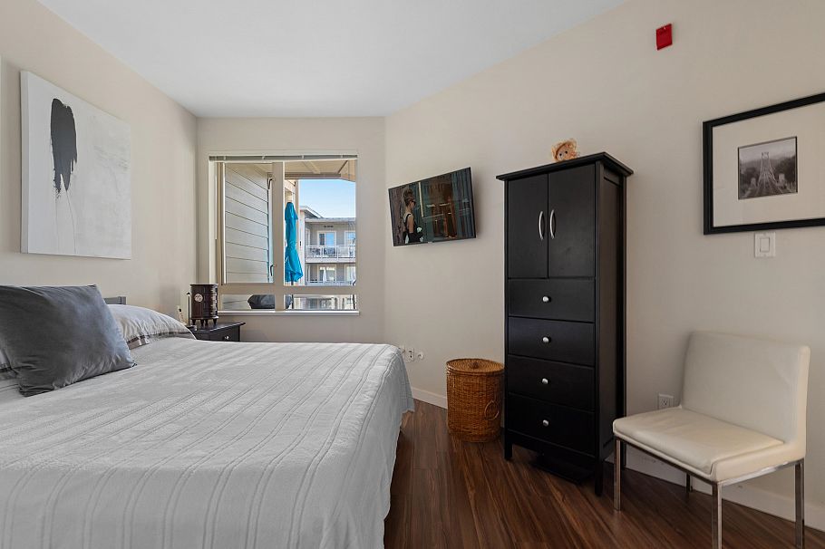 425 119 W 22nd Street North Vancouver, BC - 15