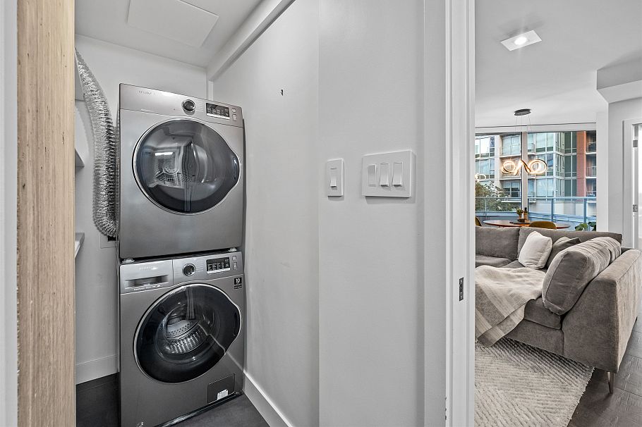 202 689 Abbott Street Vancouver, BC - 28