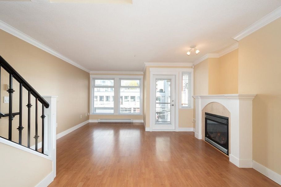 304 152 E 12th Street North Vancouver, BC - 13