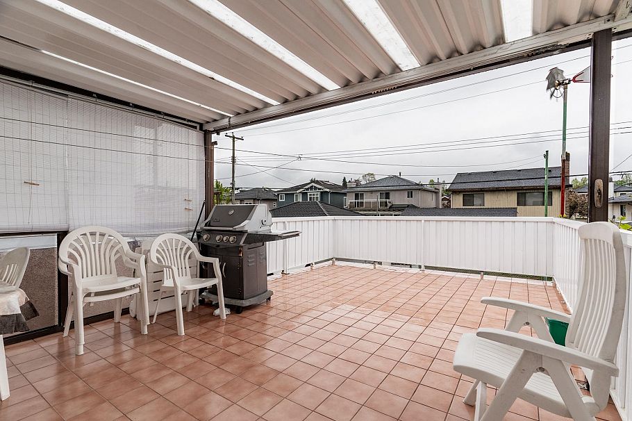 2740 E 2nd Avenue Vancouver, BC - 23