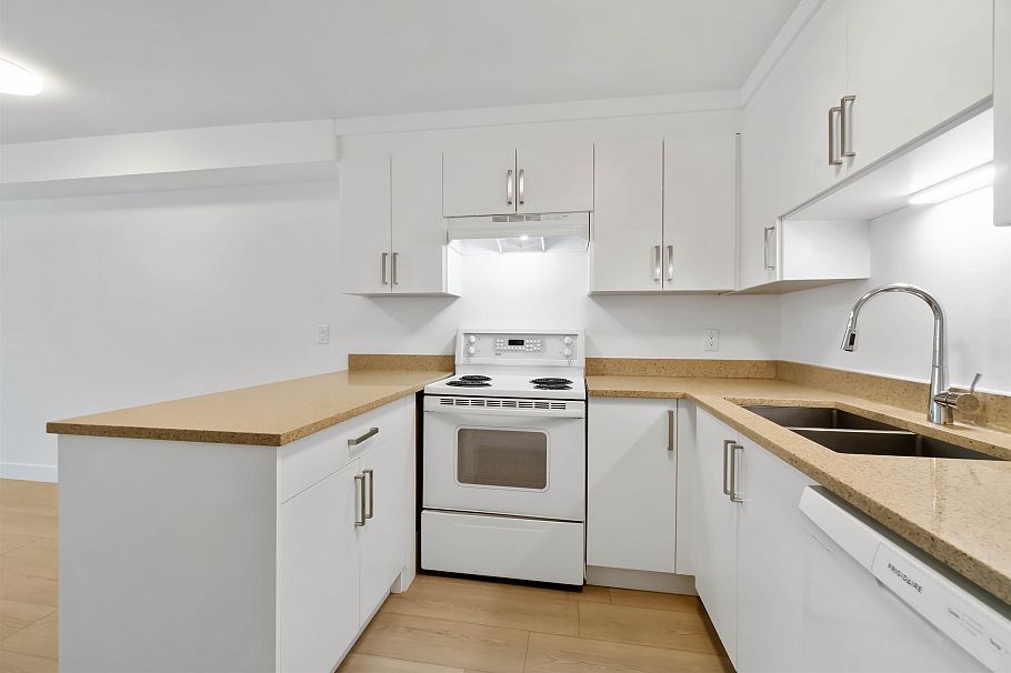 209 2928 Commercial Drive Vancouver, BC - 5