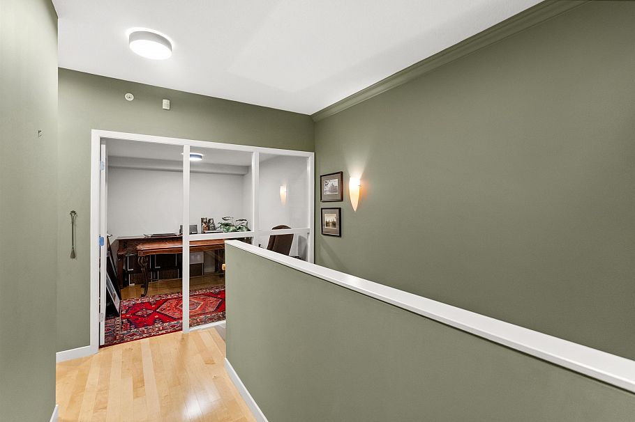 1053 Marinaside Crescent Vancouver, BC - 24