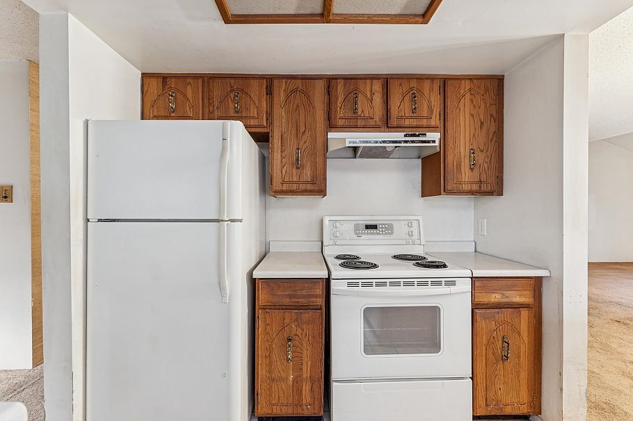 1494 Ross Road North Vancouver, BC - 13