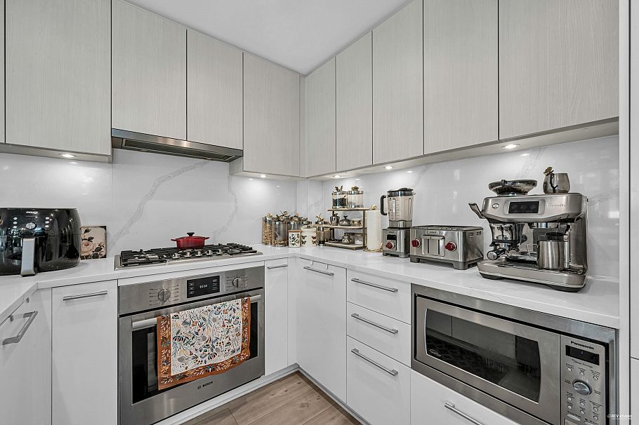 101 2035 Glenaire Drive North Vancouver, BC - 15