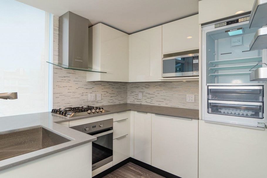 1802 1283 Howe Street Vancouver, BC - 15