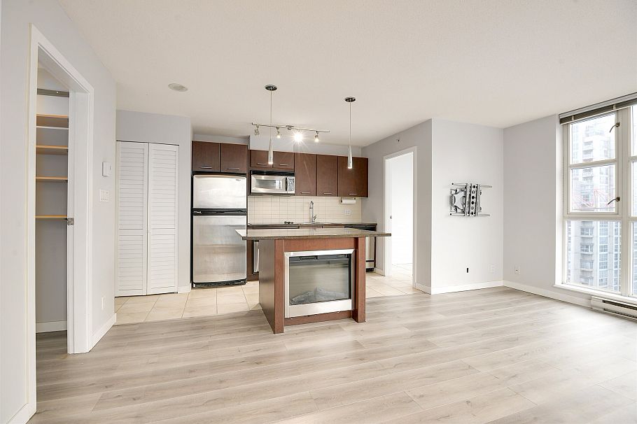 1808 1199 Seymour Street Vancouver, BC - 11