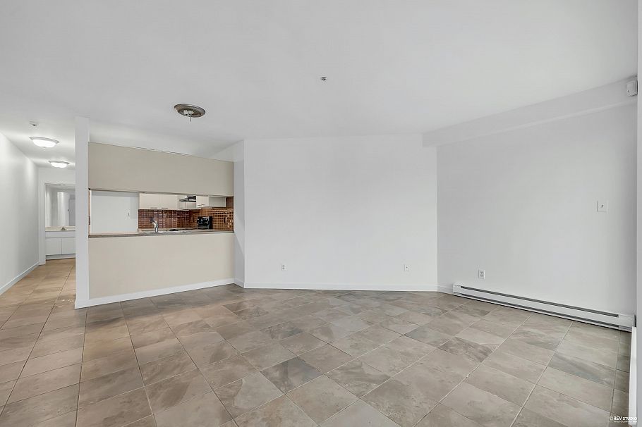 107 933 W 8th Avenue Vancouver, BC - 12