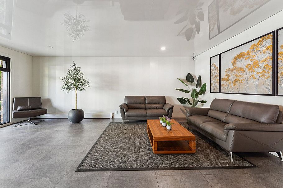 310 2416 W 3rd Avenue Vancouver, BC - 3