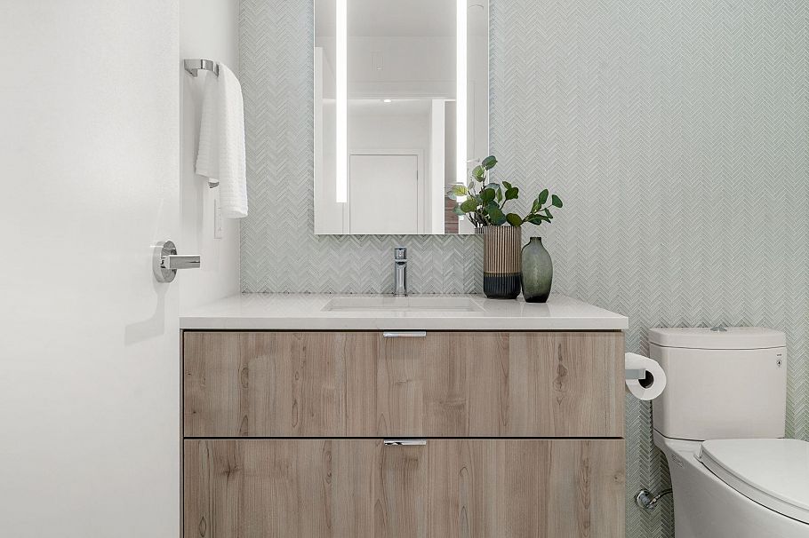 110 755 Harbourside Drive North Vancouver, BC - 11